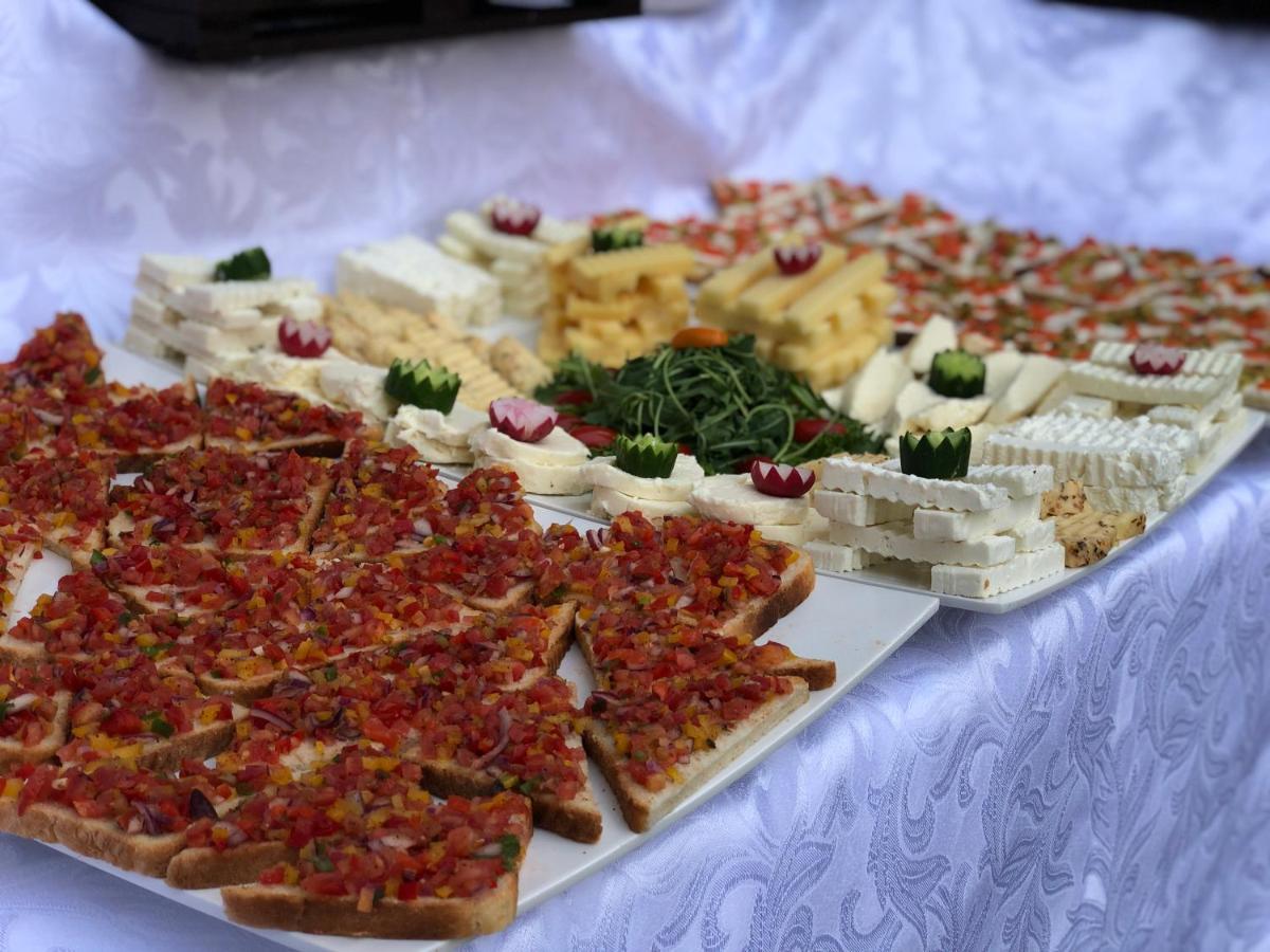 Renato House Hotel Targu Jiu Luaran gambar
