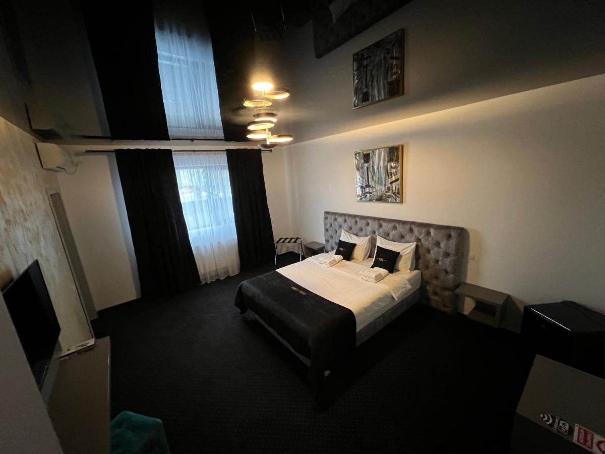 Renato House Hotel Targu Jiu Luaran gambar